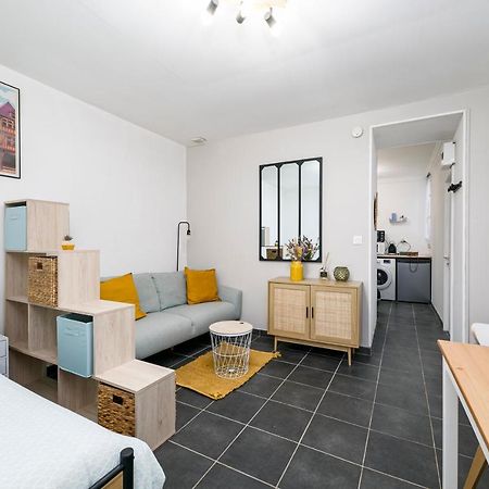 Ferienwohnung Agreable T1 Situe Au Centre Historique De Dinan Exterior foto
